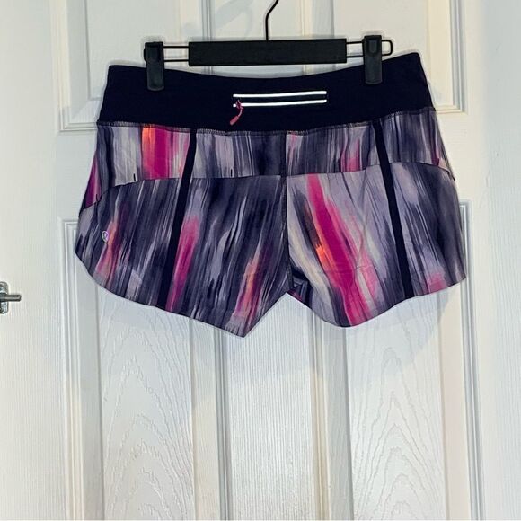 Lululemon Run Speed Mirage Deep Indigo Black Naked Seam Shorts Size 6 - Picture 2 of 11